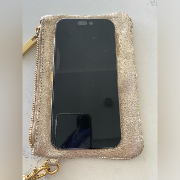 Tory Burch Metallic distressed Gold leather wristlet. - Picture 9 of 9